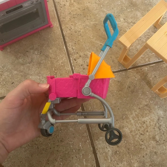 Barbie Lot of picnic table, dog stroller, oven - Picture 6 of 12